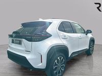 Used Toyota Yaris Hybrid Design 116 HP (85 kW) 2023 White Estate