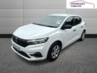 Used Dacia Sandero Essentiel 100 HP (73 kW) 2022 White Hatchback