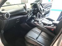 Used Nissan Juke Tekna 143 HP (105 kW) 2023 Silver SUV