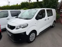 Used Peugeot Expert Premium 145 HP (106 kW) 2022 White Van