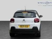 Used Citroën C3 Feel 67 HP (49 kW) 2019 White Hatchback