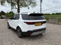 Used Land Rover Discovery SE 300 HP (220 kW) 2022 White SUV