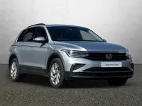 Używany VW Tiguan Life 150 KM (110 kW) 2022 Srebrny SUV