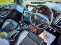 Używany Ford Focus ST 250 KM (183 kW) 2017 Czarny Hatchback
