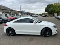 Used Audi TT Black Edition 211 HP (155 kW) 2011 White Coupe