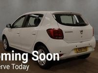 Used Dacia Sandero Comfort 90 HP (66 kW) 2018 White Hatchback