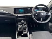 Second-hand Vauxhall Astra Design Edition 110 CP (80 kW) 2024 Albastru Break