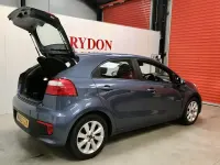 Used Kia Rio 109 HP (80 kW) 2015 Blue Hatchback