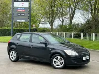 Używany Kia Ceed 2009 Czarny Hatchback