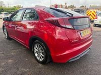 Used Honda Civic S 100 HP (73 kW) 2014 Red Hatchback