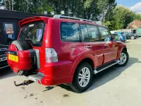 Used Mitsubishi Shogun Edition 197 HP (144 kW) 2011 Red SUV