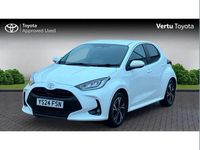 Used Toyota Yaris Hybrid Design 116 HP (85 kW) 2024 White Hatchback