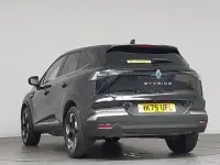 Begagnad Renault Symbioz Techno 140 HK (102 kW) 2025 Svart SUV