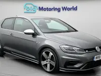 Begagnad VW Golf VII R 310 HK (228 kW) 2018 Grå Halvkombi