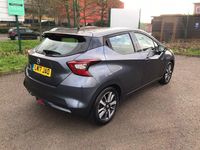 Usado Nissan Micra Acenta 71 HP (52 kW) 2017 Cinzento Citadino