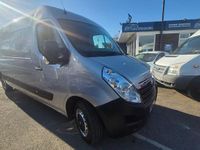 Usado Vauxhall Movano 125 HP (91 kW) 2015 Prateado Monovolume