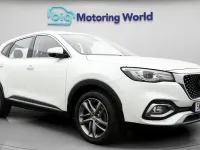 Begagnad MG HS Excite 162 HK (119 kW) 2023 Vit SUV