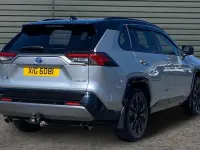 Używany Toyota RAV4 218 KM (160 kW) 2023 SUV