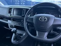 Used Toyota Proace 120 HP (88 kW) 2024 White MPV