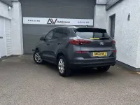 Used Hyundai Tucson SE 130 HP (95 kW) 2018 Grey SUV