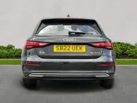 Usado Audi A3 Sportback Sport 150 HP (110 kW) 2022 Preto Citadino