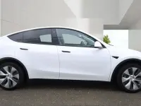 Used Tesla Model Y Long Range AWD 378 kW (514 HP) 2023 White SUV