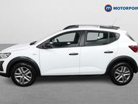 Used Dacia Sandero Essentiel 91 HP (66 kW) 2022 White Hatchback