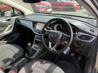 Second-hand Vauxhall Astra 150 CP (110 kW) 2018 Gri Hatchback