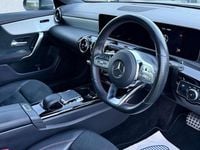 Usado Mercedes CLA220 AMG line 190 HP (139 kW) 2019 Cinzento Sedan