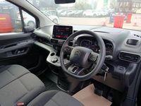 Used Citroën Berlingo 128 HP (94 kW) 2023 Black MPV