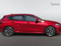 Gebraucht BMW 120 M Sport 168 PS (123 kW) 2026 Rot Kleinwagen