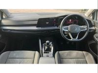 Second-hand VW Golf VIII Edition 130 CP (95 kW) 2023 Alb Hatchback