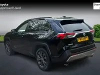 Begagnad Toyota RAV4 Design 218 HK (160 kW) 2025 SUV