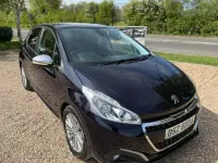 Used Peugeot 82 Signature Sky 2019 Hatchback