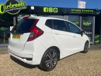 Begagnad Honda Jazz EX 102 HK (75 kW) 2019 Vit Halvkombi