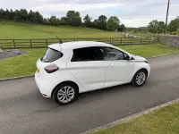 Used Renault Zoe Business 80 kW (109 HP) 2022 White Hatchback