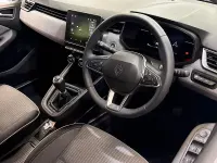 Used Renault Clio Techno 90 HP (66 kW) 2024 Black Hatchback