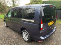 Used VW Caddy Maxi 114 HP (83 kW) 2023 Blue MPV