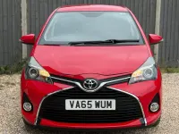 Used Toyota Yaris 99 HP (72 kW) 2016 Red Hatchback