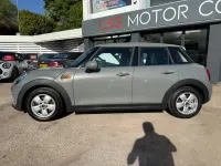 Usado Mini ONE Hatch 102 CV (75 kW) 2016 Gris Utilitario