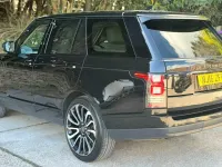 Used Land Rover Range Rover Vogue 306 HP (225 kW) 2015 Black SUV