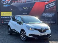 Used Renault Captur Dynamique 90 HP (66 kW) 2017 White/black SUV