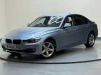 Usado BMW 320 Comfort Edition 2014 Azul Berlina