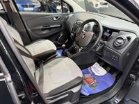 Second-hand Renault Captur Dynamique 90 CP (66 kW) 2013 Negru SUV