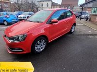 Used VW Polo SE 60 HP (44 kW) 2015 Red Hatchback