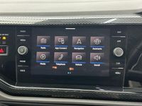 Usado VW Polo Life 95 HP (69 kW) 2024 Preto Citadino