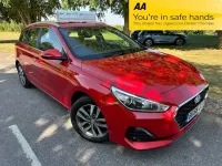 Used Hyundai i30 SE 120 HP (88 kW) 2018 Red Estate