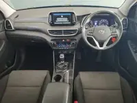 Used Hyundai Tucson SE 132 HP (97 kW) 2019 Blue SUV