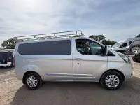 Used Ford Transit Custom Limited 130 HP (95 kW) 2019 Silver Van