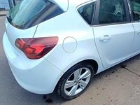 Used Vauxhall Astra SRi 2014 White Hatchback